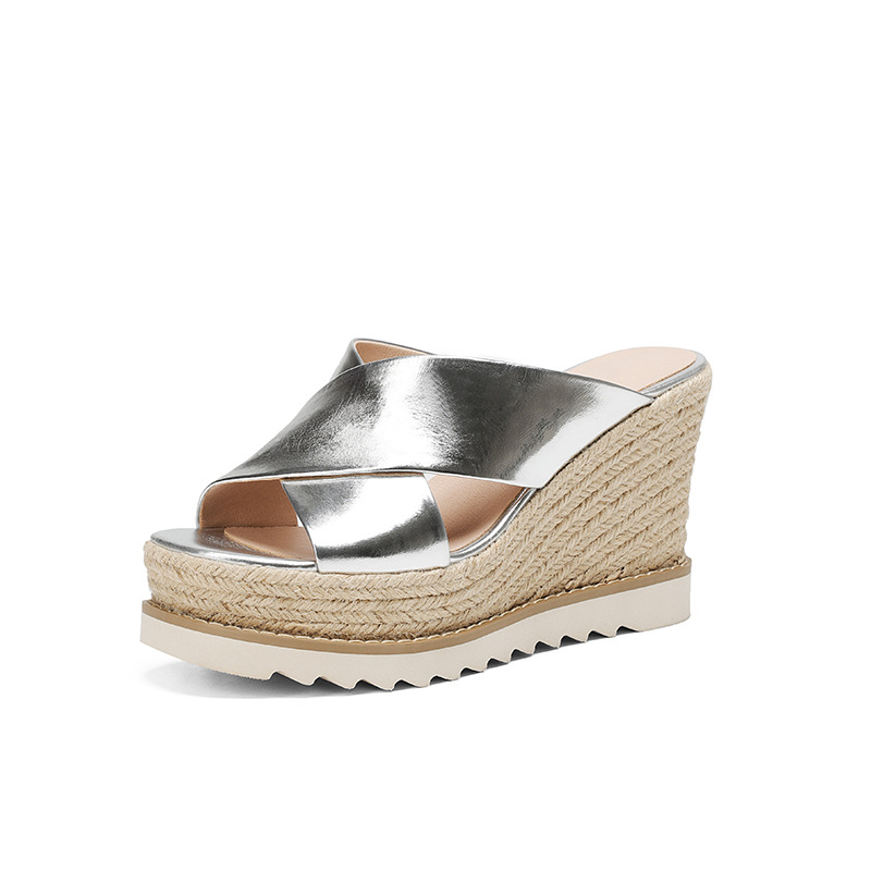 Sandal cao gót nữ đế xuồng đan rơm hở mũi quai chéo bản to — màu trắng ngà, bạc