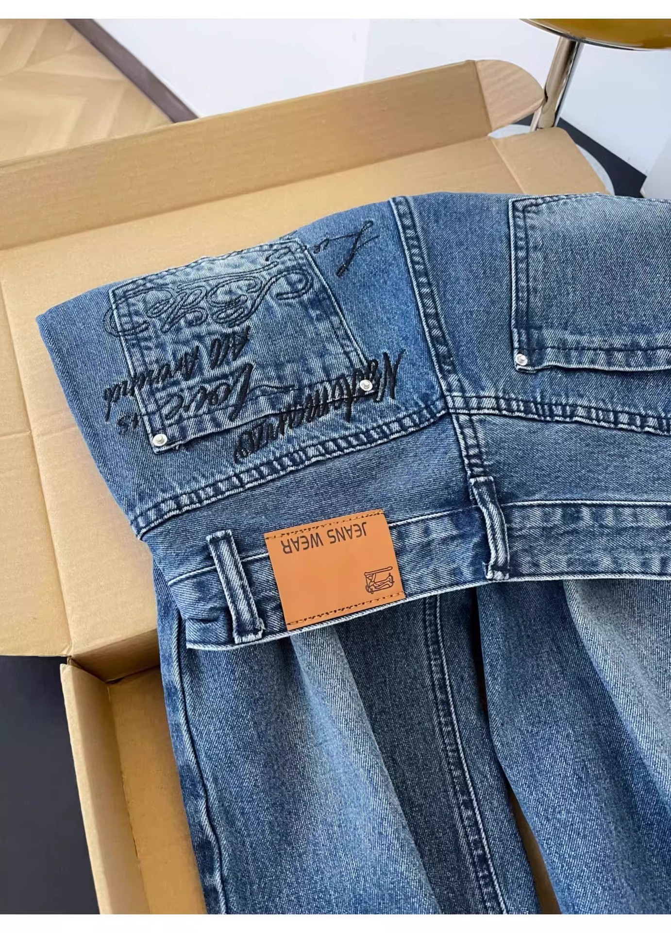 Women's High-Waisted Slimming Wavy Washed Denim Jeans Casual Loose Wide Leg Floor-Length Trousers With Letter Embroidery American Retro Summer Style_mkmklike.com