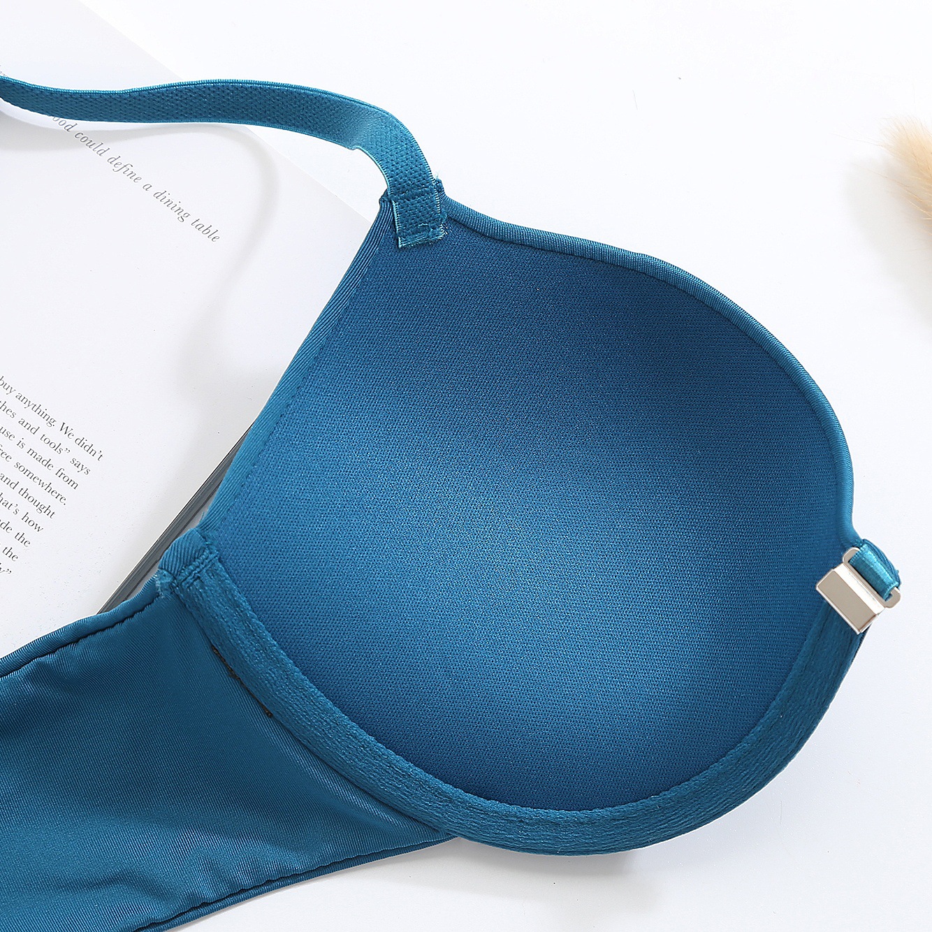 6ixty8ight光面聚拢钢圈bras吊带美背法式文胸少女内衣批发定制