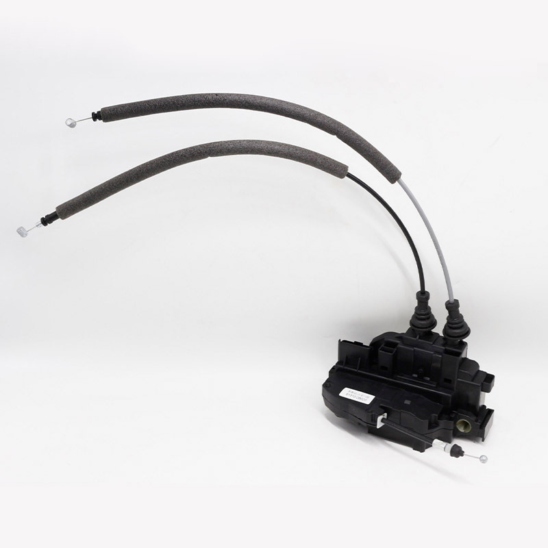 813102B020 Is Suitable for the Left Front Door Lock Actuator of Hyundai Santa Fe 2007-2010