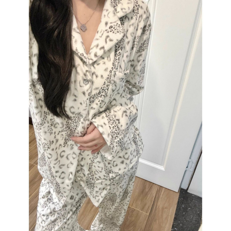 [Island Velvet Korean Leopard Print] New Island Velvet Pajamas Women's Autumn and Winter Velvet Thickened Long Sleeve Leopard Print Home Clothes