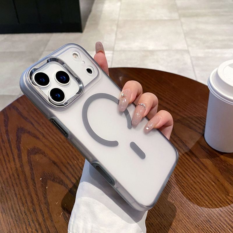 适用iPhone17promax手机壳磨砂肤感磁吸苹果16全包金属大孔保护套|undefined