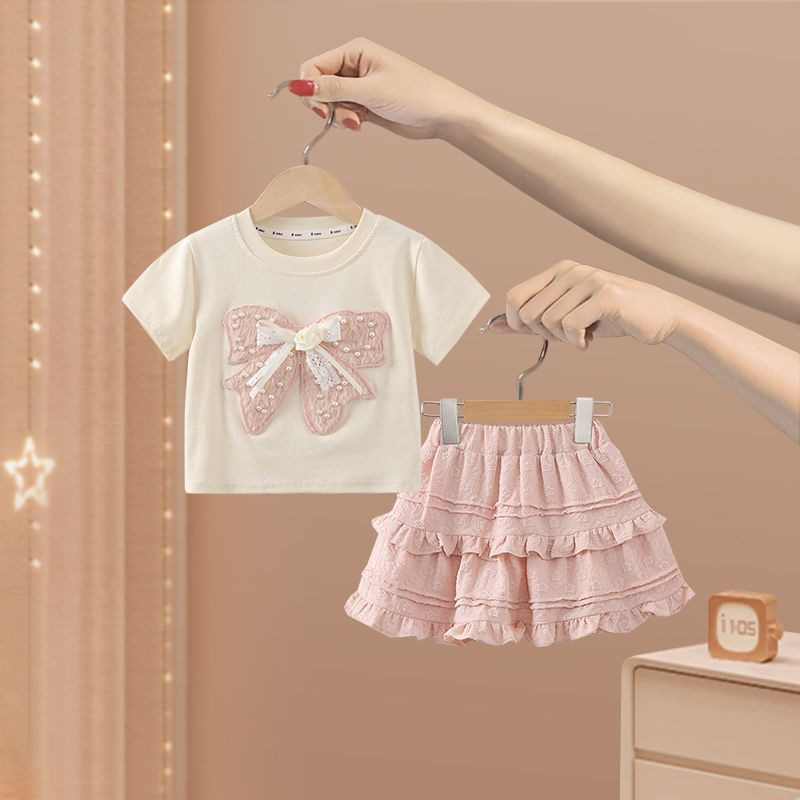 Traje de niña verano 2025 nuevo estilo estilo occidental vestido de verano para bebé falda de niña camiseta de manga corta para niños de dos piezas