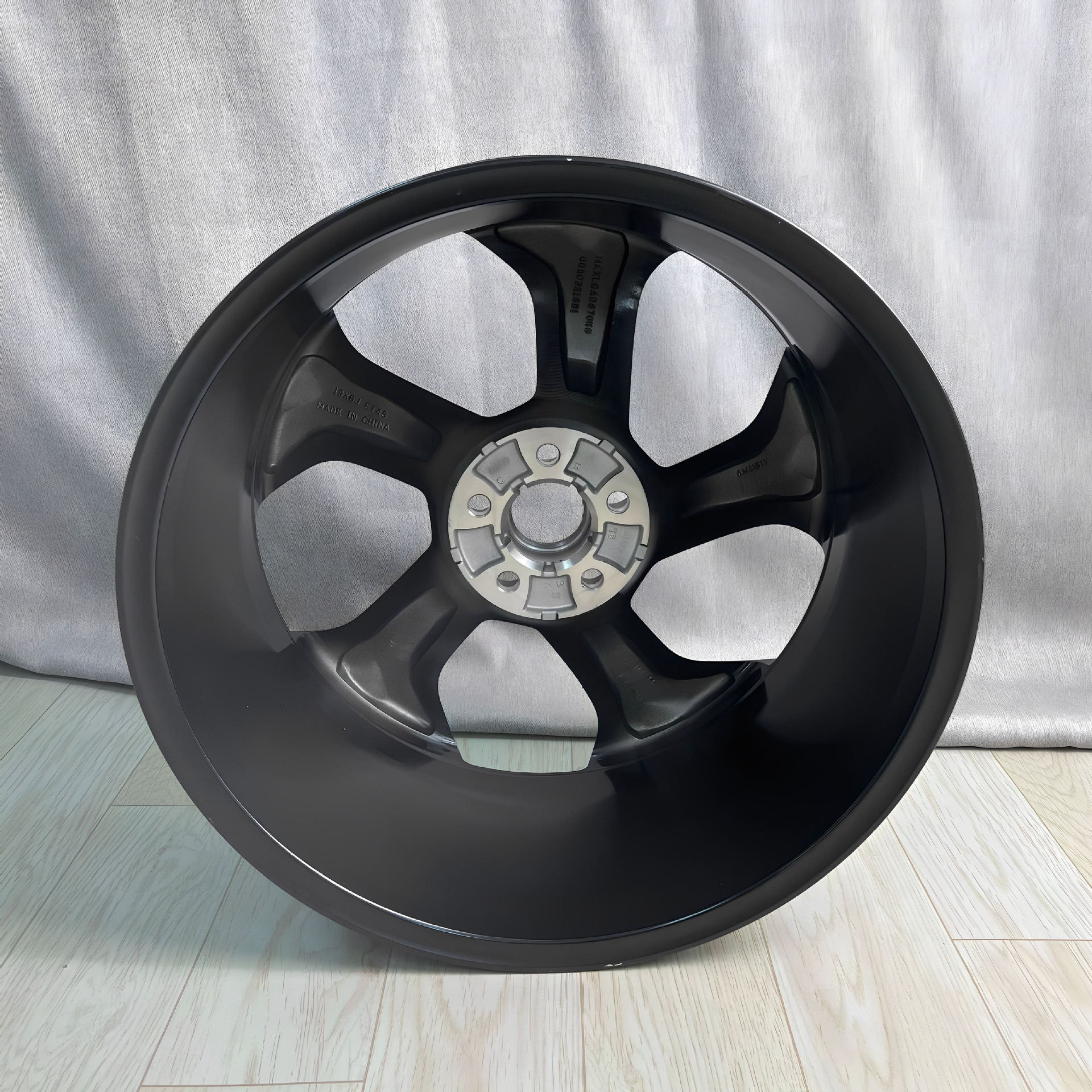 Suitable for Geely Boyue L Wheel Hub 19inch Original Matching Aluminum Alloy Wheel Hub Atlas L Brand New Replacement Type