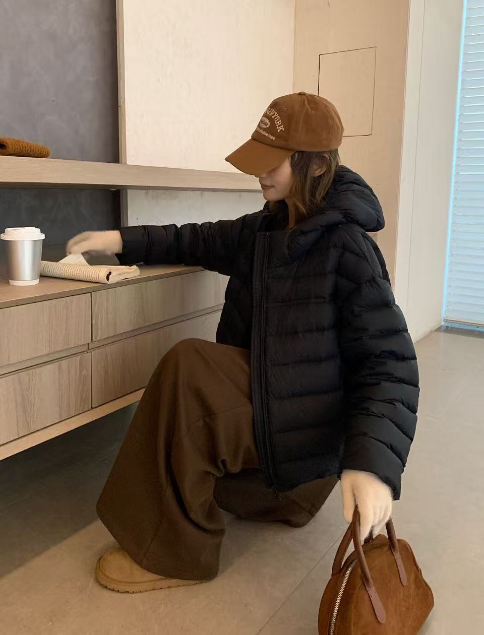 검은색