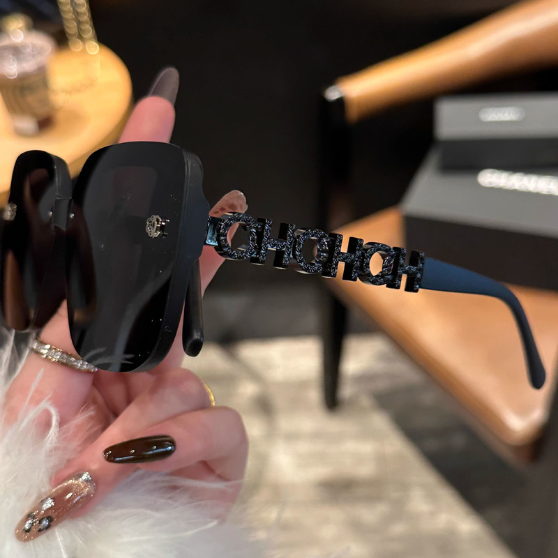 Live Broadcast [Xiangshe Series] Light Luxury Fashion High-Definition Polarized Sunglasses for Driving and Traveling Anti-Uv Sunglasses for Women