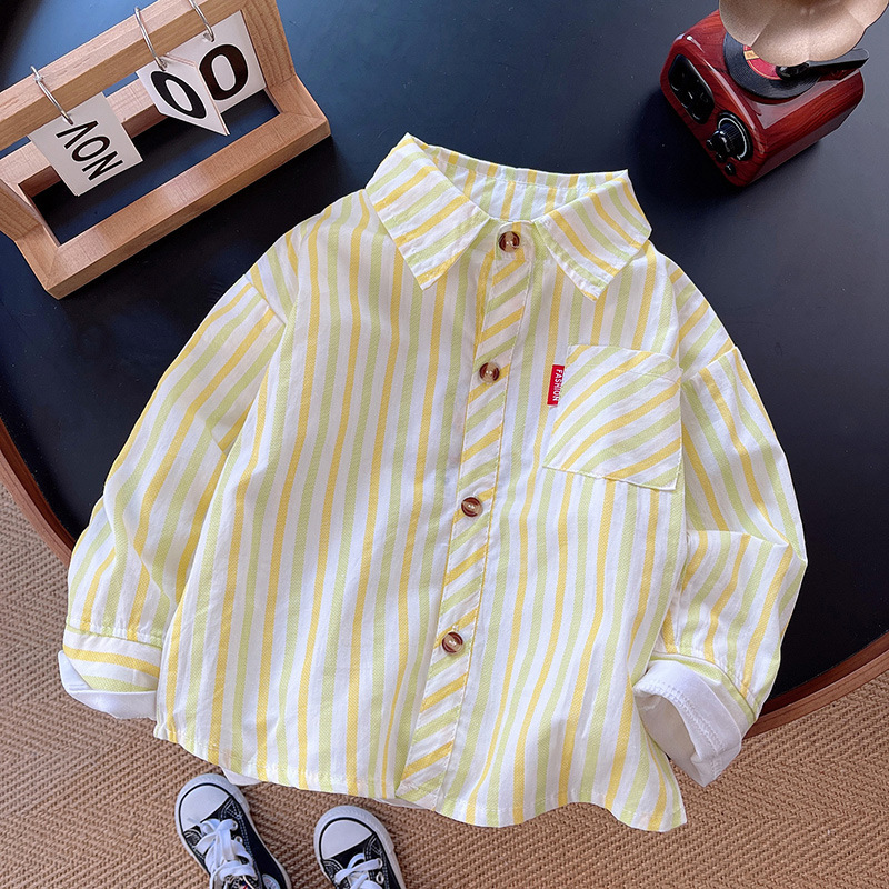 Camisas de mangas largas para niños primavera y otoño 2025 nueva ropa de otoño para hombres camisa cardigan de otoño abrigo delgado