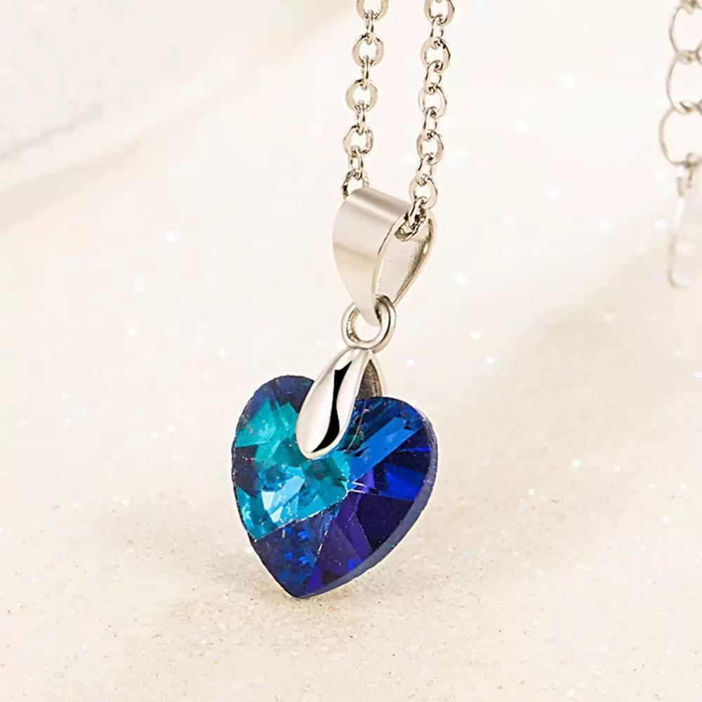 Collar con colgante de corazón de cristal austriaco estilo coreano_voghion.com