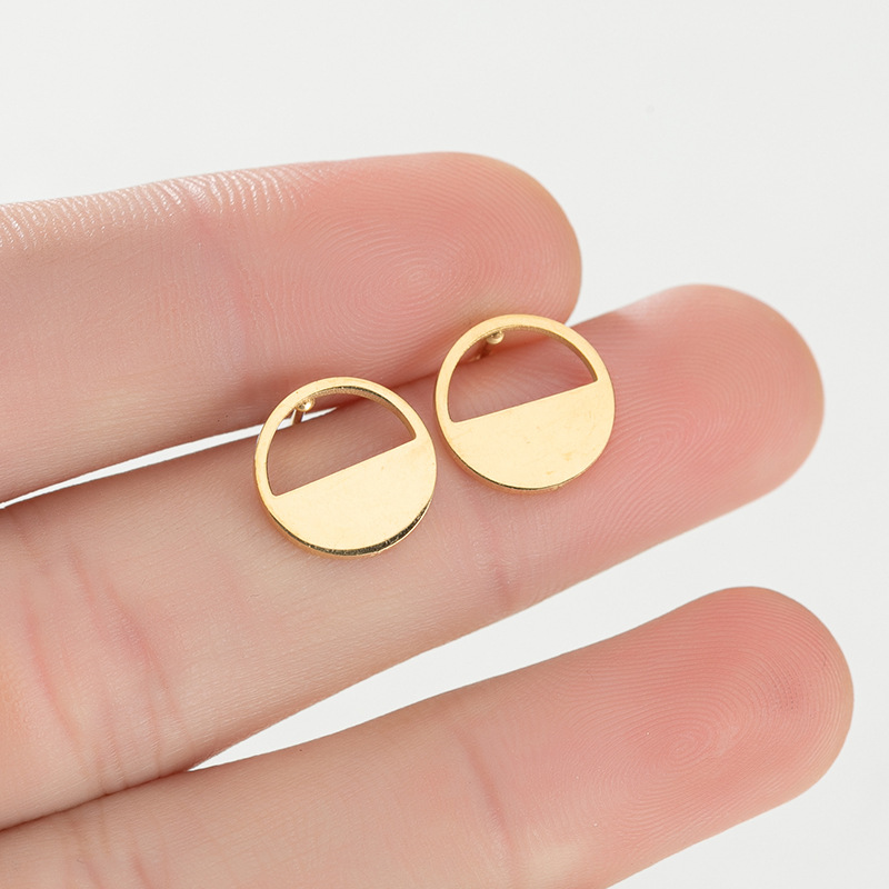 Simple Style Geometric Stainless Steel Ear Studs Plating No Inlaid Stainless Steel Earrings display picture 2