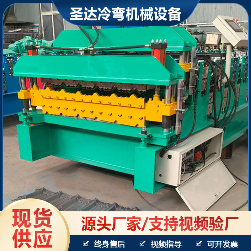 河北省は二層釉薬瓦機、全自動釉薬瓦機、カラースチール瓦機器、新型瓦プレス機を生産しています。
