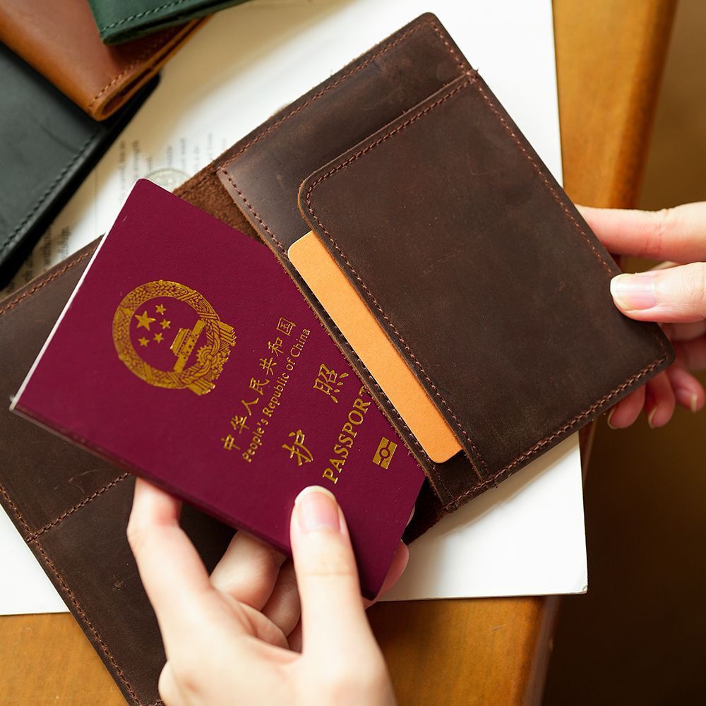 护照夹女护照保护套出国旅行护照包证件收纳多功能卡包便携式高级