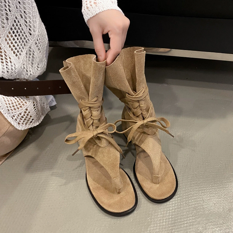 2025 summer new style flip-toe Maillard sandals for women, strappy retro western boots, pleated Roman herringbone sandals