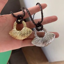 F72��ʽ�²ݱ�С���߼��а����¿�ë�������ʸ��Խ�������TT092