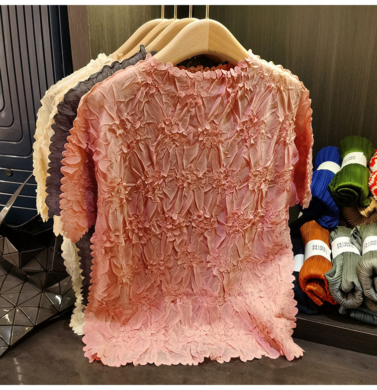 Áo thun nữ tay ngắn cổ tròn chất liệu cotton dập nổi hoa văn nổi cao cấp — Màu đen, Màu đào, Màu trắng, Màu xám chi tiết 6