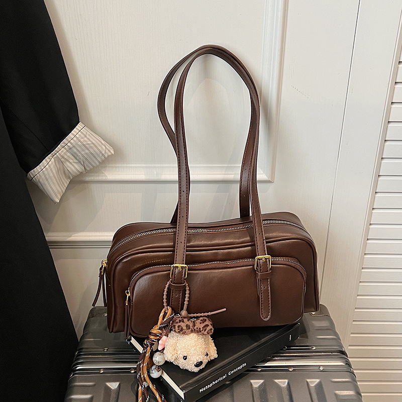 Trendy Baguette Bag, Underarm Bag, Handbag, Shoulder Bag, Fashionable, Retro, Niche, Simple, High-End, Commuter-Friendly, Large Capacity, Versatile