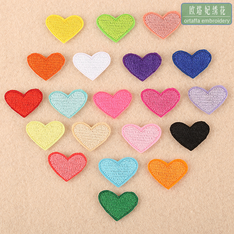 爱心布贴绣花标章仔刺绣贴服装辅料手账本手机装饰补丁贴补花烫贴