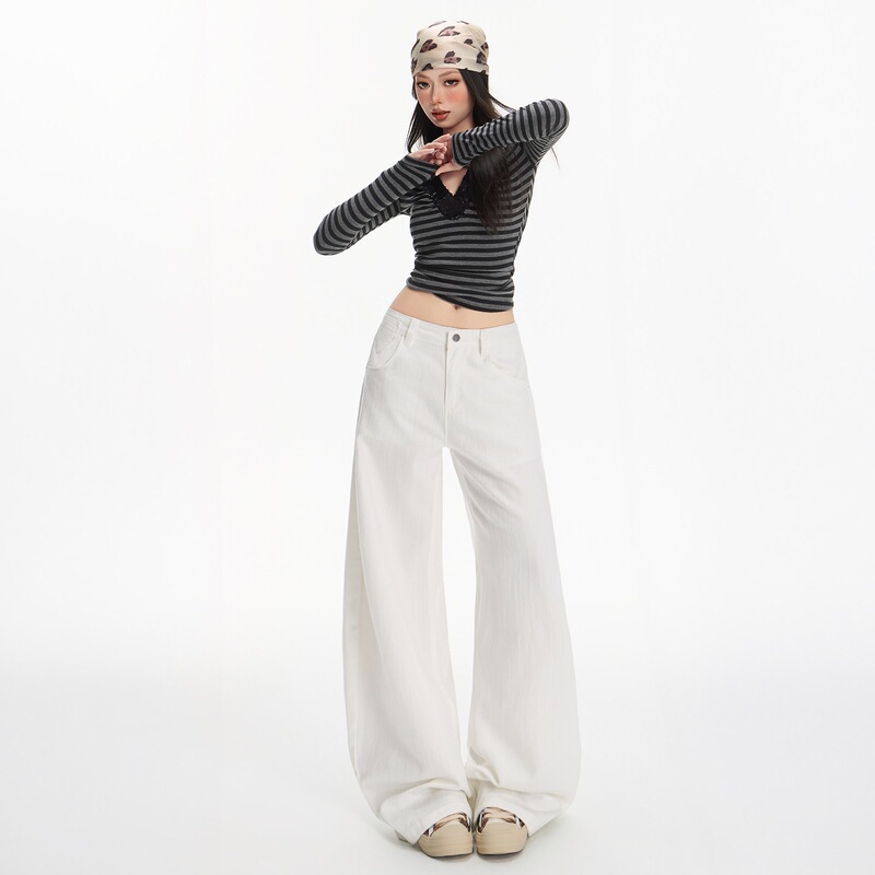 2026 Autumn New Design Trendy Women's High-Waisted Loose-Fit Floor-Length Jeans with Adjustable Buckle and Bamboo Pattern 2026 Autumn New Design Trendy Women's High-Waisted Loose-Fit Floor-Length Jeans with Adjustable Buckle and Bamboo Pattern