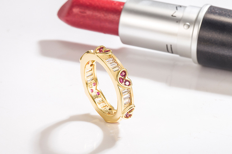 Diamond Red Corundum Heart Ring Europe and America Gold Rose Love Heart Ring Jewelrypicture3