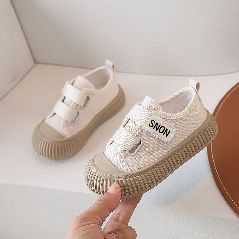 儿童布鞋帆布鞋男童女童幼儿园小白鞋室内鞋软底宝宝