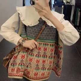 文艺复古马甲毛衣女无袖宽松慵懒风圆领小花休闲2024套头针织衫女