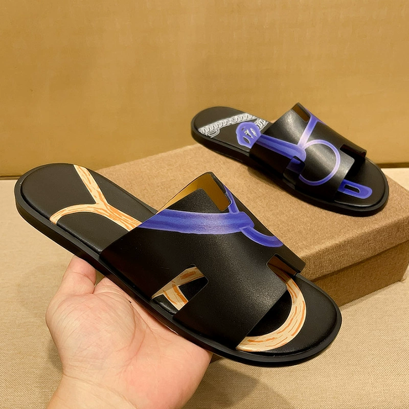 Мужские тапочки с цветными блоками, универсальный и модный европейский модный бренд, универсальные высококачественные тапочки с принтом, пляжные сандалии и тапочки.