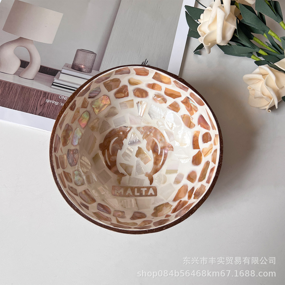 알파벳 돌고래 디자인