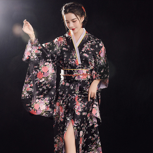 New Japanese style kimono for women, silk satin, large size nightgown, bathrobe, home clothes, ethnic style stage performance clothes, photo clothes