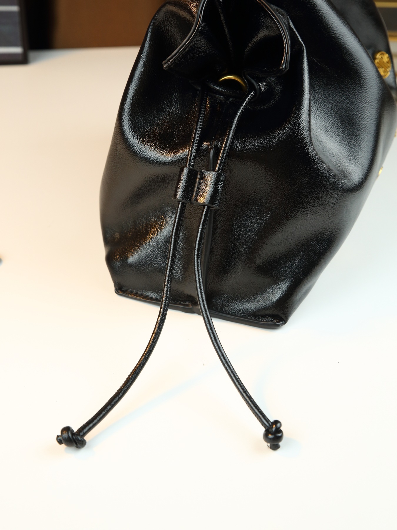 Pleated Drawstring Bucket Bag For Women Summer Shoulder Handbag_voghion.com