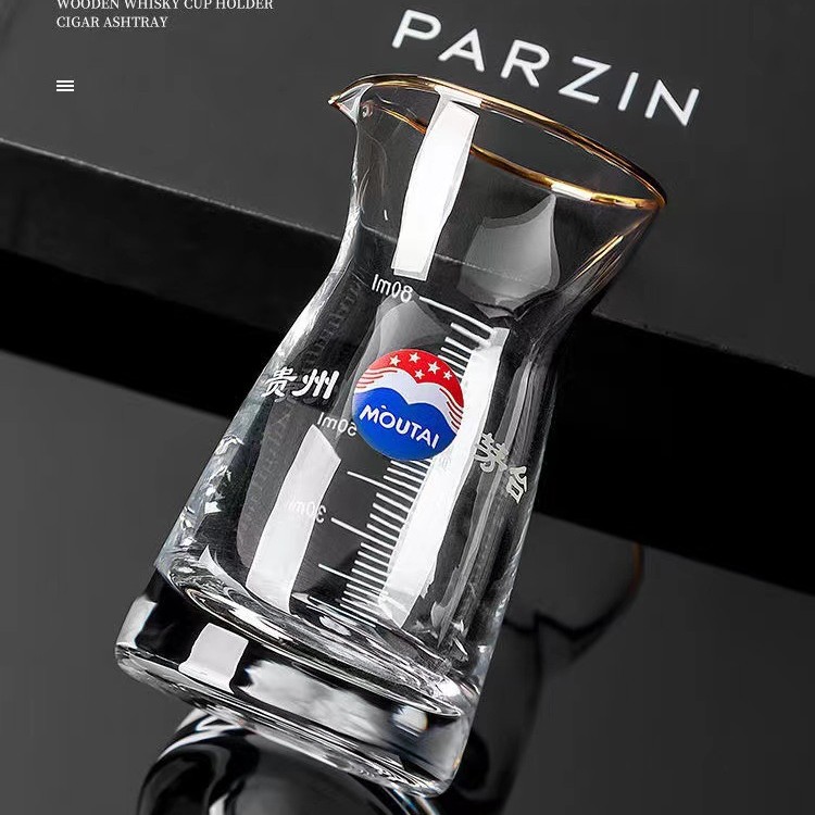 Tazas de licores de pies altos, cajas de regalo de licor, tazas de licor de vidrio sin plomo, tazas de licor de pequeño tamaño