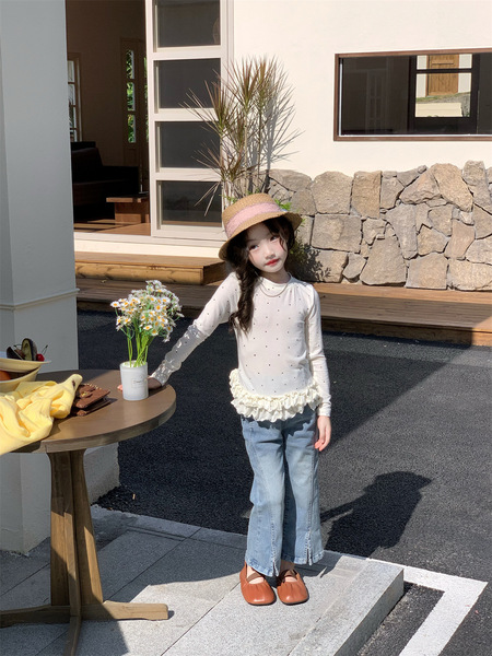 Autumn cartoon short woolen base cardigan