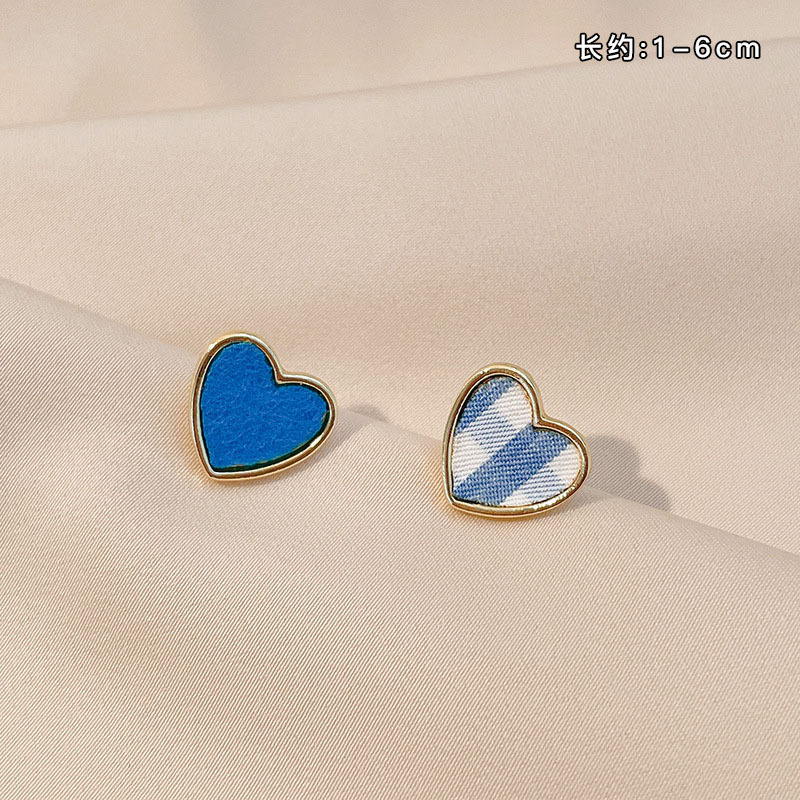 Pendientes de perlas, pendientes de estilo caliente, lujo ligero, pendientes simples de celebridades de Internet, accesorios de Yiwu, venta al por mayor