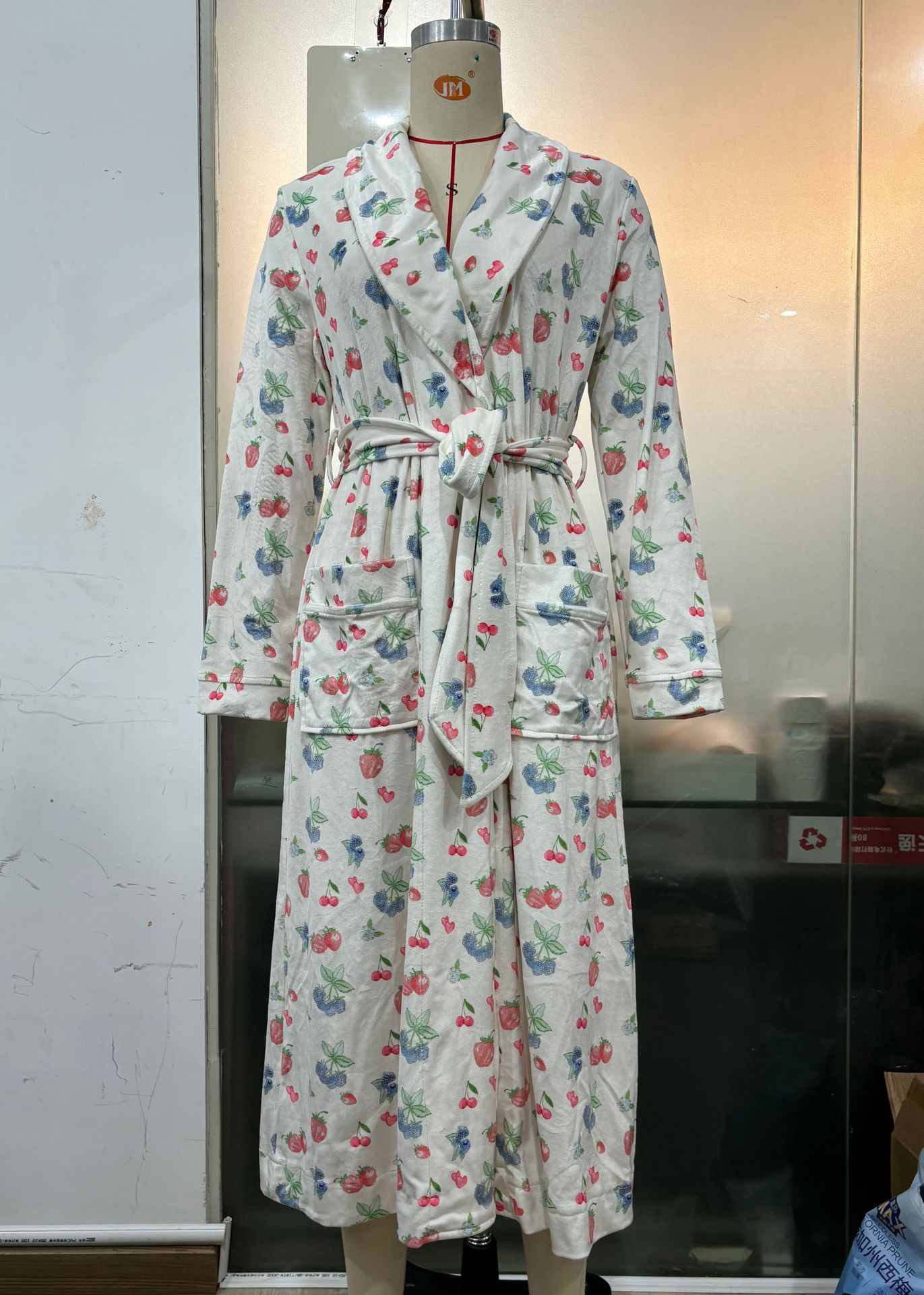 아이보리 화이트