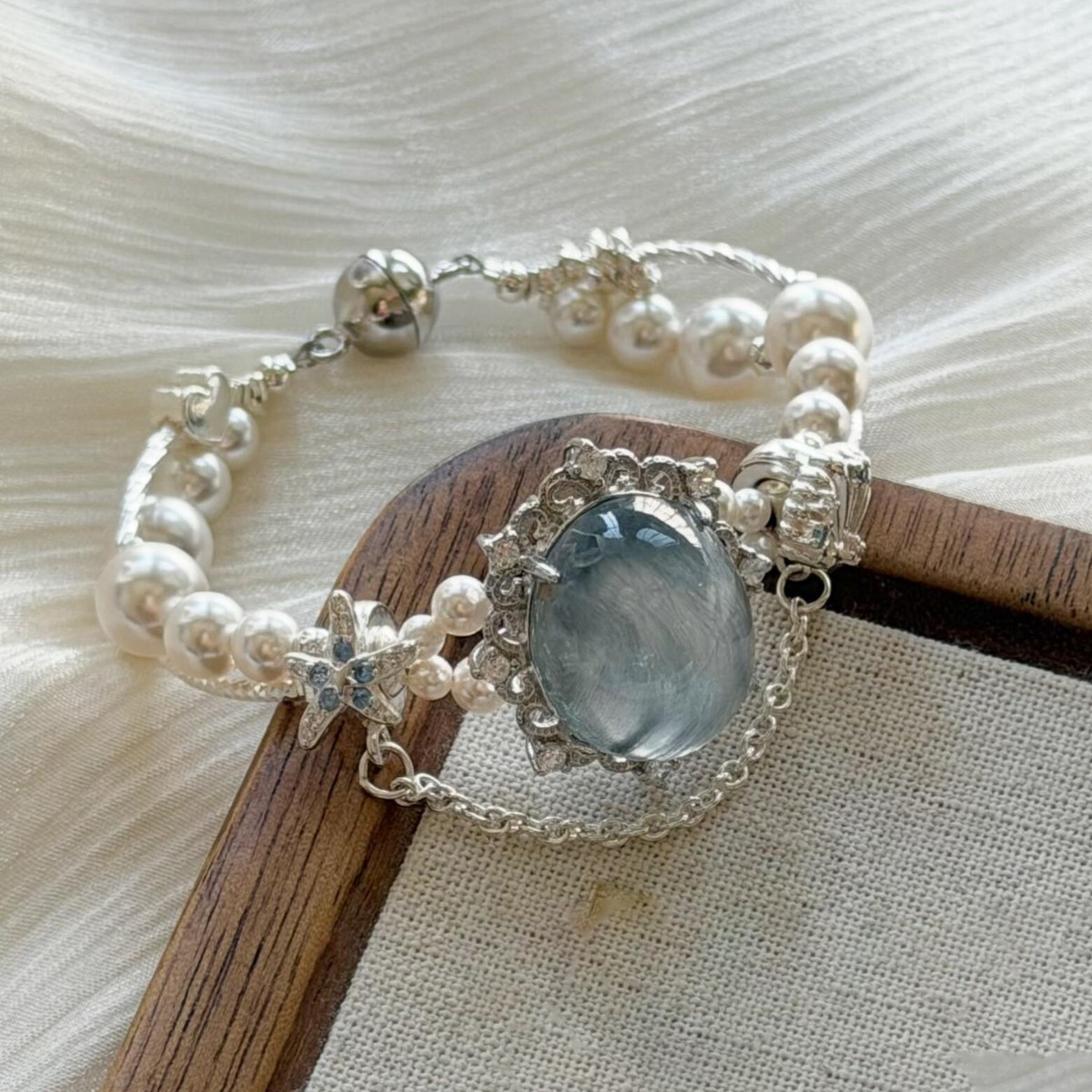 Fresh transparent fashionable universal design beaded bracelet, french style, high-quality style, trend of season