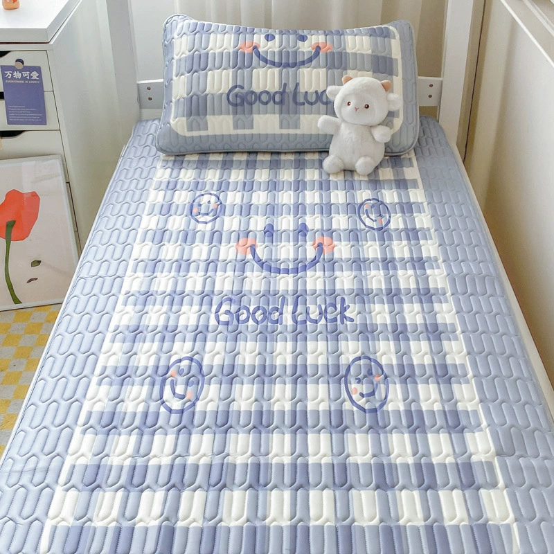 Летнее студенческое общежитие латексные коврики одноместные двухъярусные коврики 0,9 м ледяной шелк коврики складные мягкие коврики завод