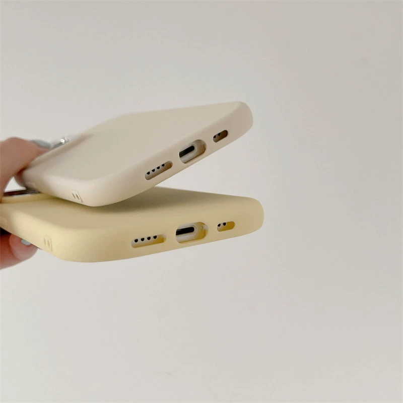 Чехол для телефона Apple iPhone 15 / 14 / 13 совместимый, мягкое матовое покрытие, защитное кольцо камеры