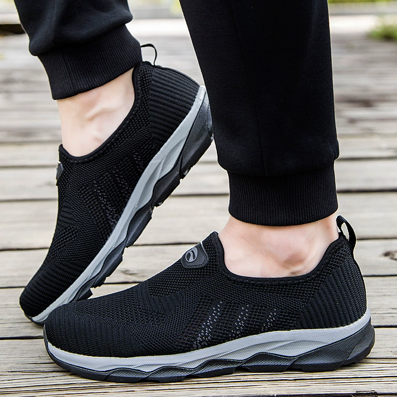 Обувь для влюбленных 2021 Весна и лето Новая прогулочная обувь для среднего и пожилого возраста Кроссовки для пожилых людей Легкая обувь для мам Повседневная