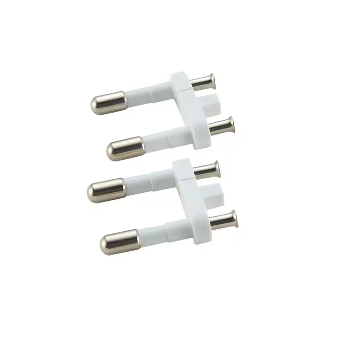 无眼巴西两插内架 (  低价巴西头 电源线空心巴西插 )