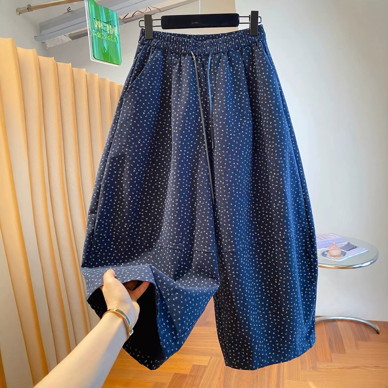 Cross-border plus-size 120kg floral cropped pants for women, autumn 2026 new style, casual wide-leg pants with a loose fit Cross-border plus-size 120kg floral cropped pants for women, autumn 2026 new style, casual wide-leg pants with a loose fit