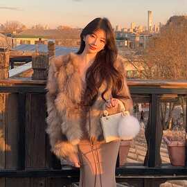 冬季新款时尚洋气短款托卡狐狸毛皮草冬季小个子领外套女