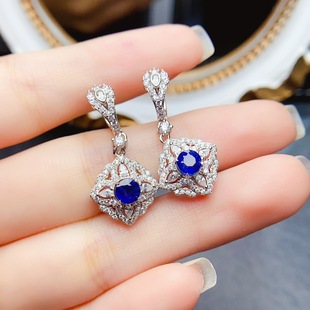 New natural sapphire earrings S925 silver inlaid main stone 5*5mm Joker net red explosions women's jewelry batch