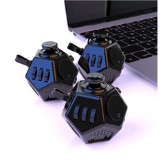 国境を越えた売れ筋小型第二世代減圧おもちゃ減圧ルービックキューブ FidgetPad 新しい減圧ハンドルルービックキューブパズル