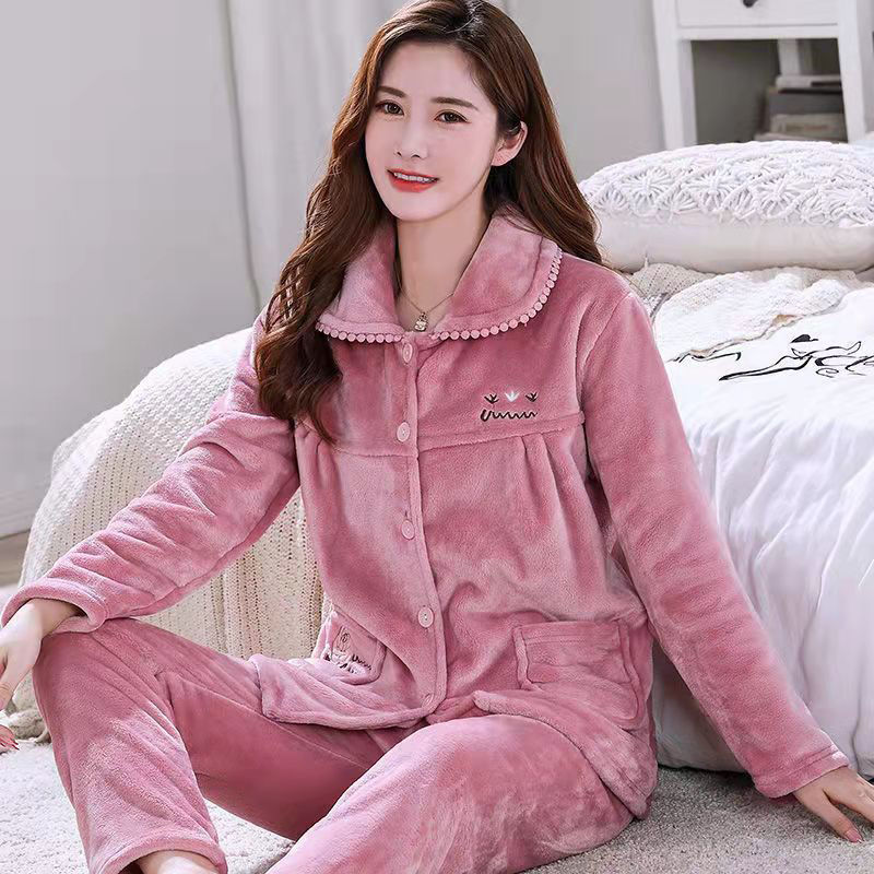 Cross-Border Autumn and Winter Thickeneded and Velvet Warm Women's Flannel 100kg Wearable Pajamas for Middle-Aged and Elderly People Coral Velvet Home Clothes