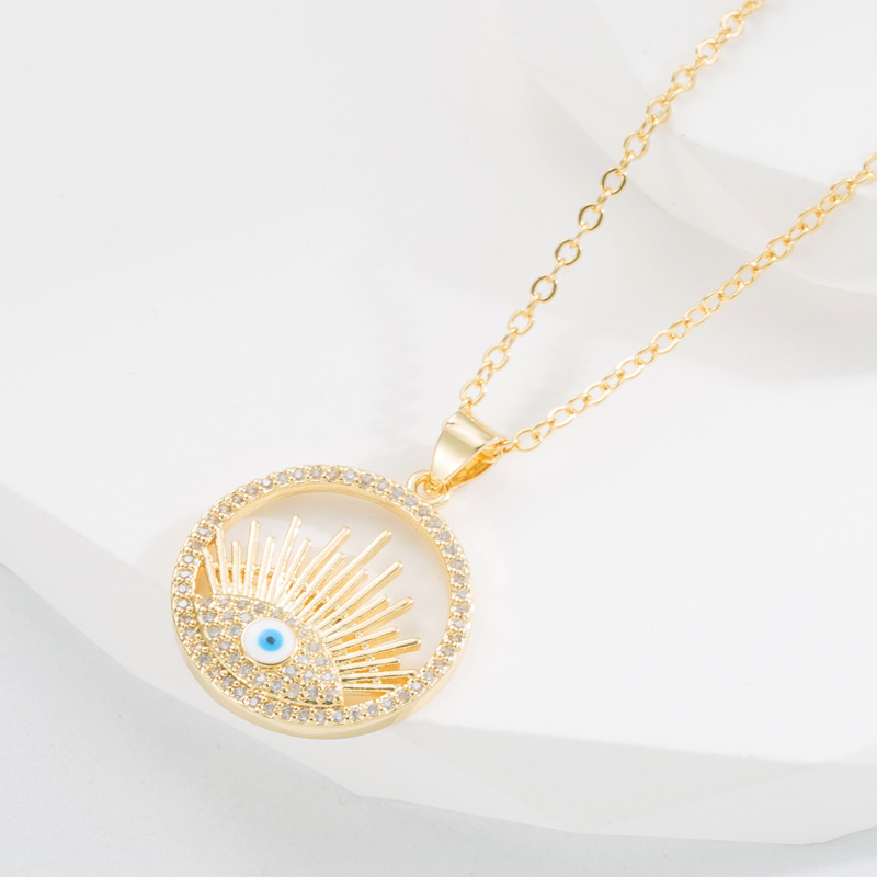 Fashion Devil's Eye Copper Pendant Necklace Gold Plated Zircon Copper Necklaces display picture 5