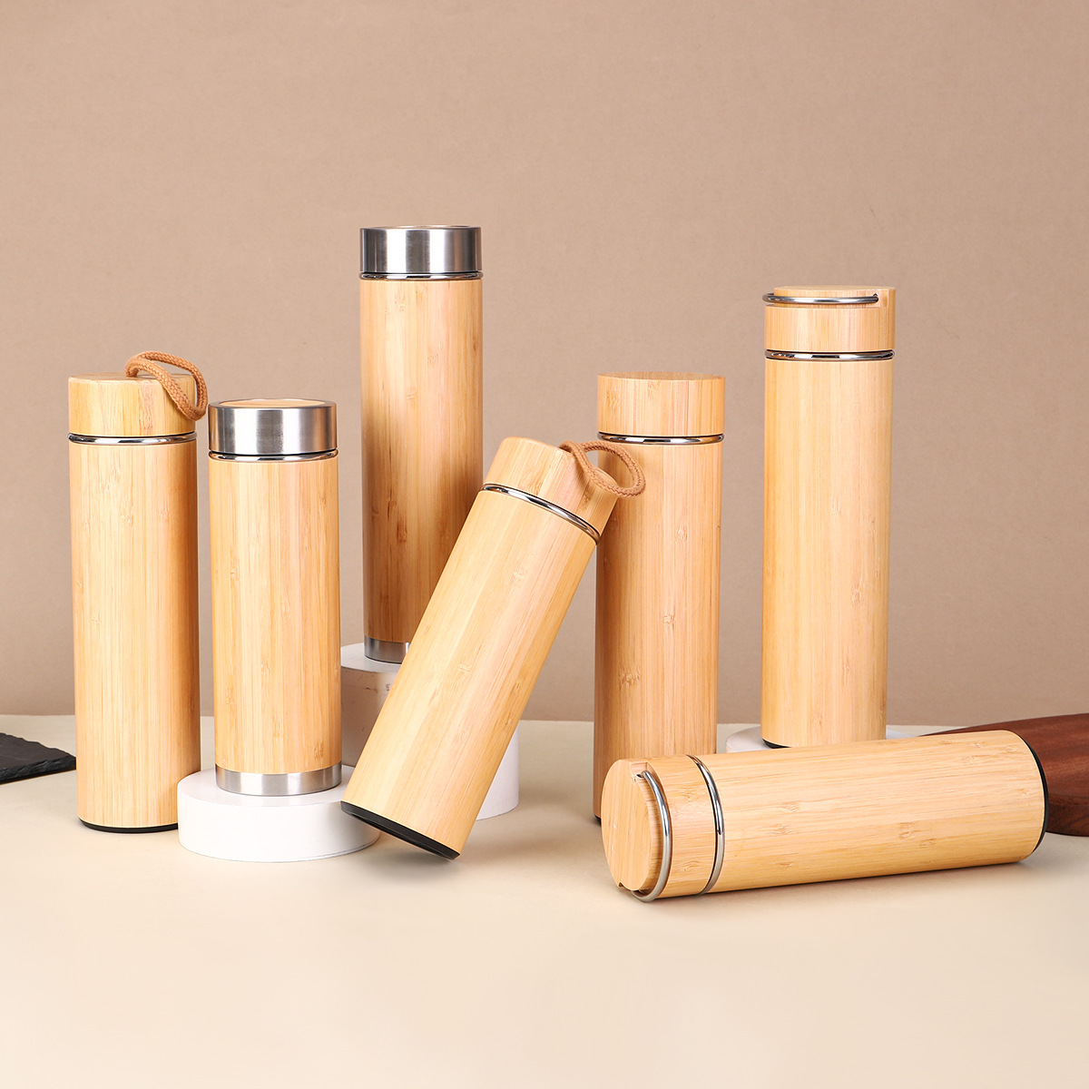 Stainless Steel Thermos Flask With Bamboo Shell For Outdoors_voghion.com