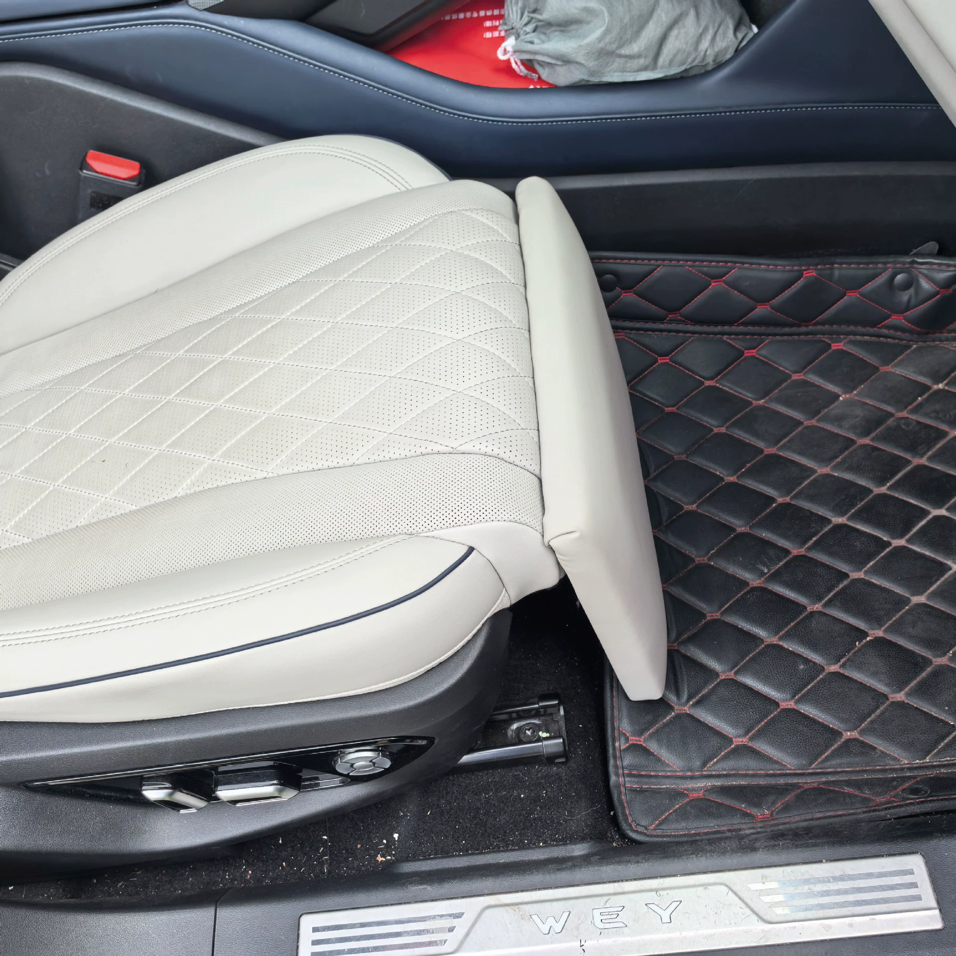 Автомобильная нога too car seat GM legs, Mayffuture Queen Queen Milk Drives Modeling Skill Toggle Modification