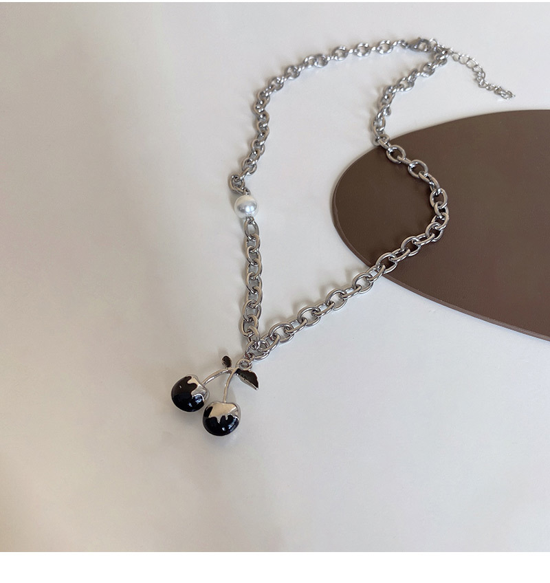 New Trendy Cherry Pendant Titanium Steel Necklace Niche Design Sense Ins Hip Hop Clavicle Chain display picture 4