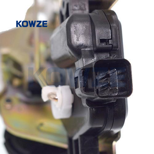 Car Door Lock Mechanism Suitable for Pajero Mr432776 5828A006 Mr432775
