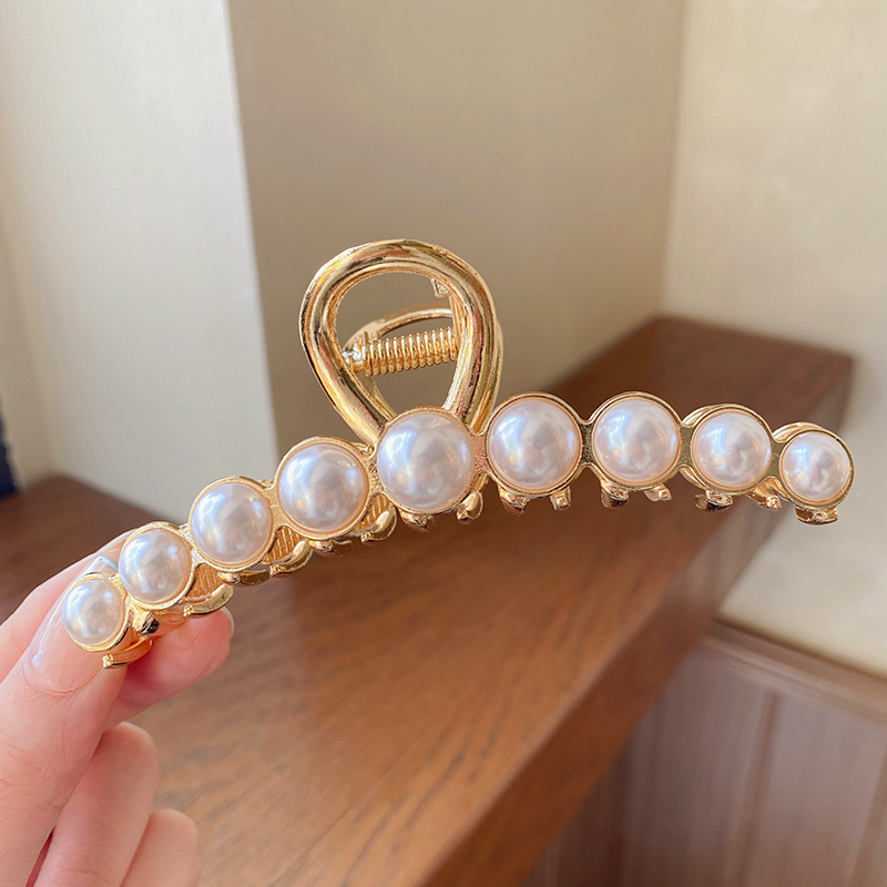 Celebridad de Internet 2024 Nueva Perla grande horquilla clip de pelo hembra Cabeza trasera horquilla tocado clip avanzado clip de tiburón