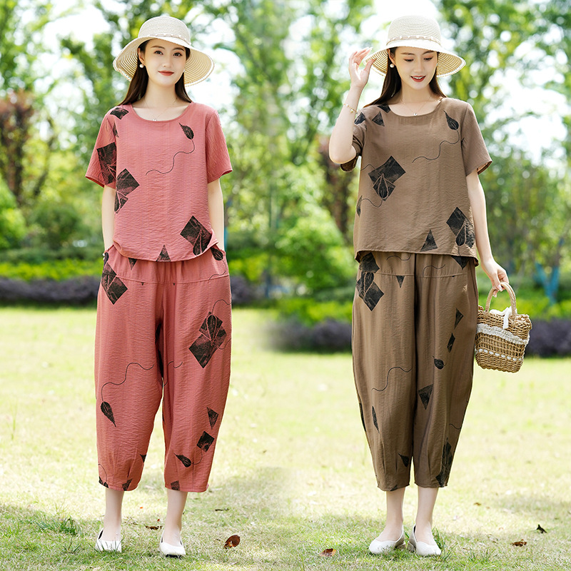 2025 new foreign style mother summer suit middle-aged women's short sleeve T-shirt middle-aged cotton and linen jacket two-piece set