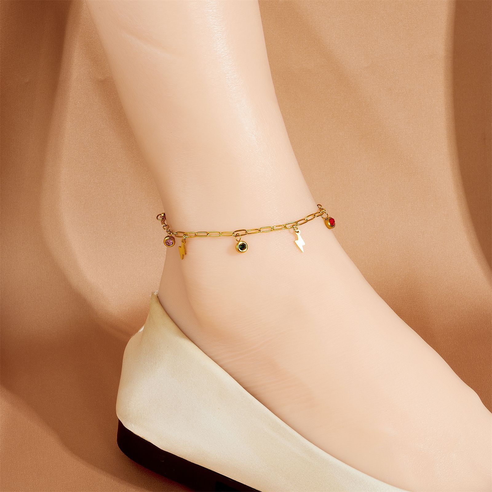 Europa y los Estados Unidos nuevos relámpagos de color diamante pie accesorios de moda lujoso ligero multifuncional dopamina tobillo de piedra al por mayor mujer